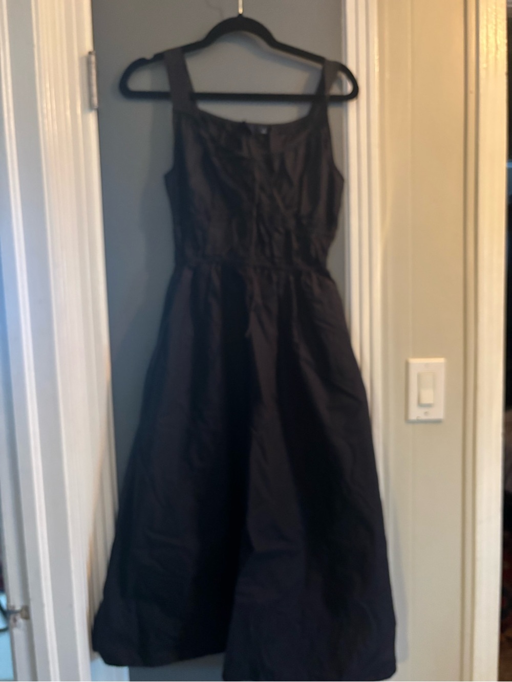 Gap Classic Sleeveless Black Midi Bodice Dress